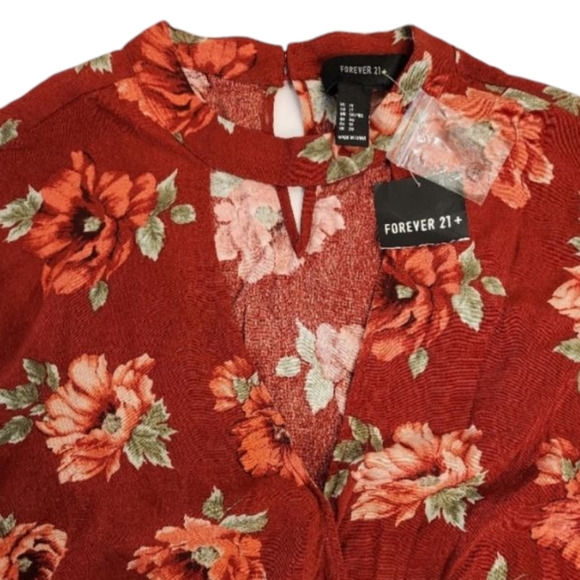 Forever 21 Floral Top - Picture 4 of 4